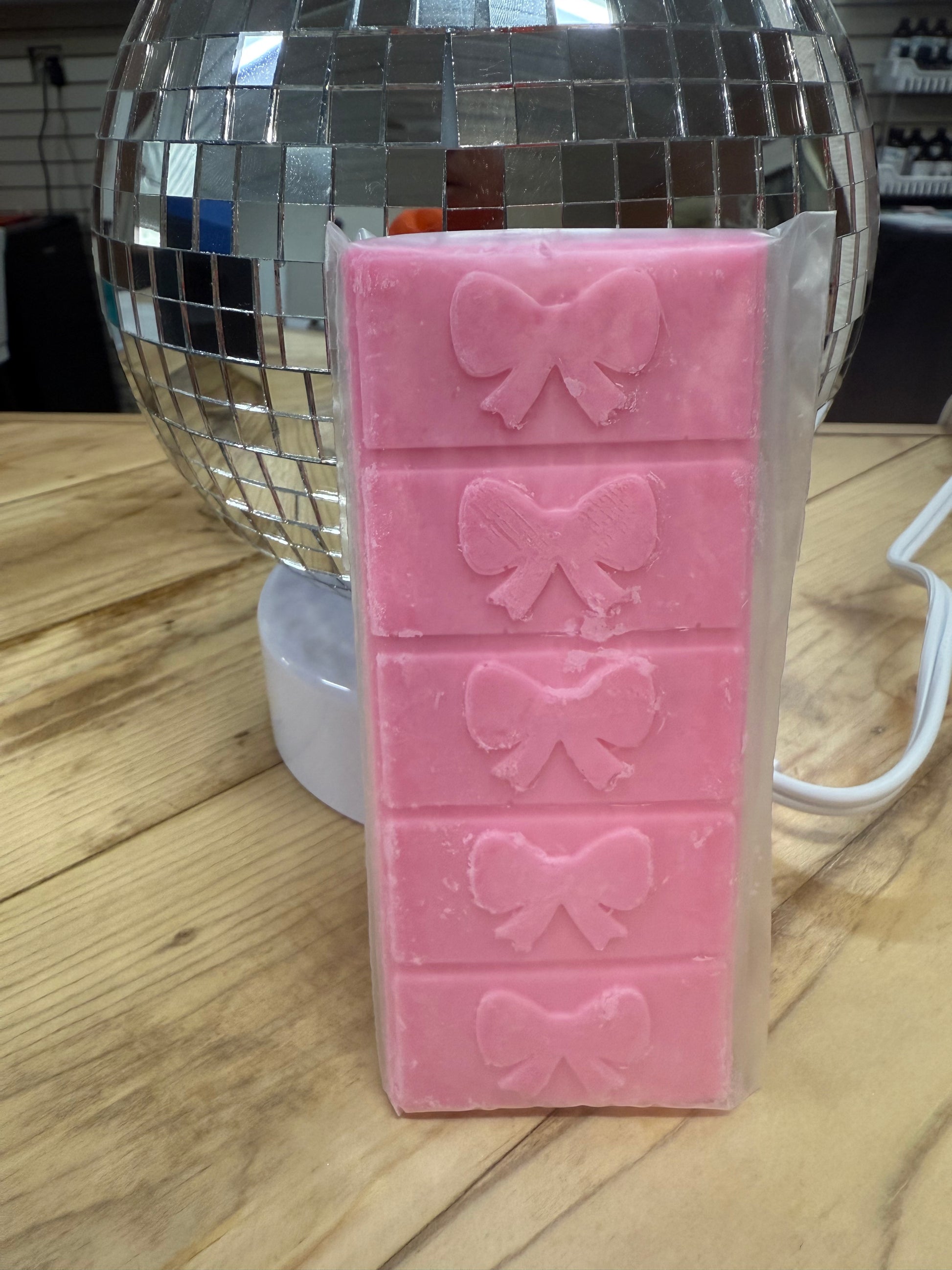Wax melt snap bar