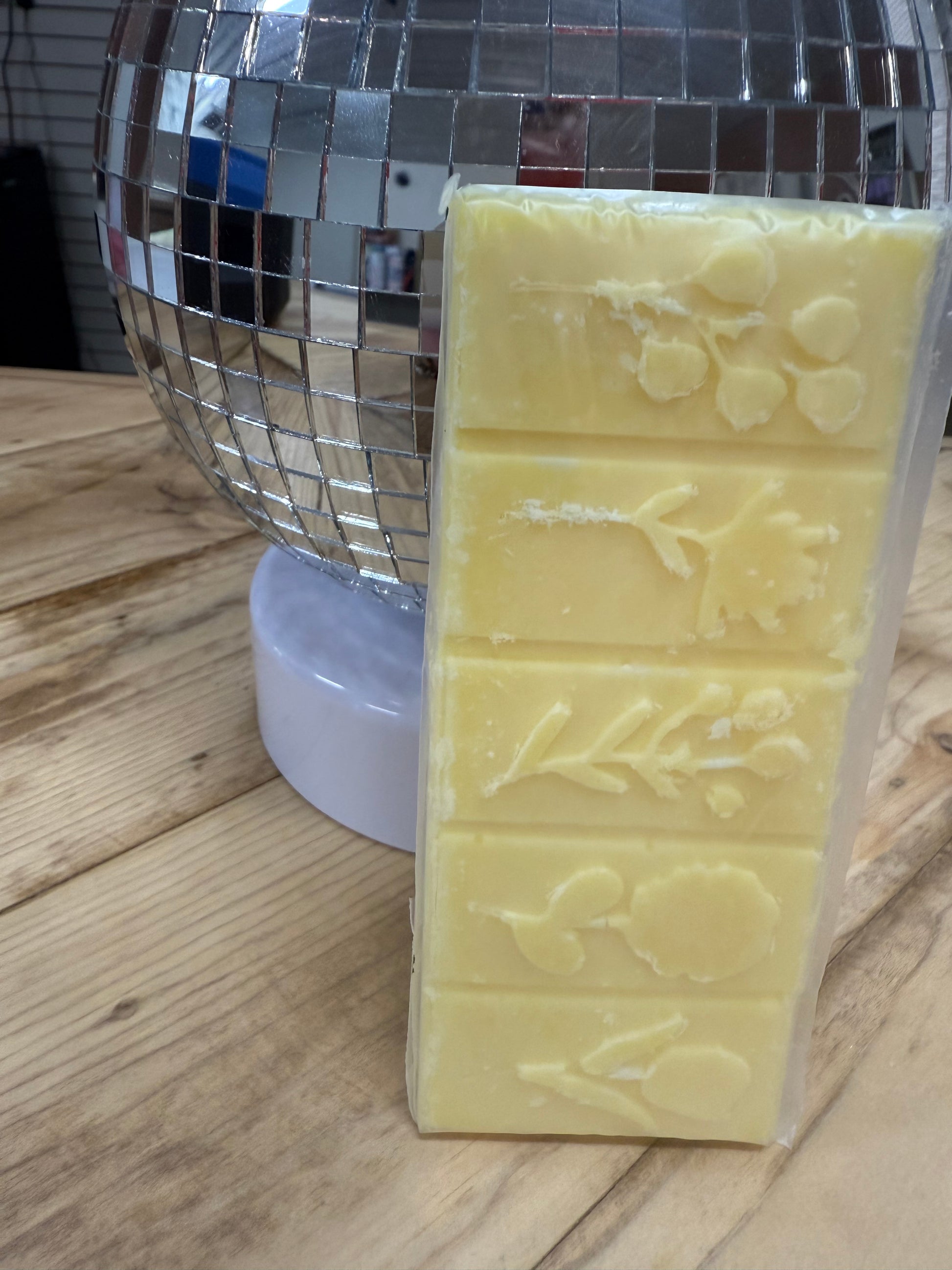 Wax melt snap bar